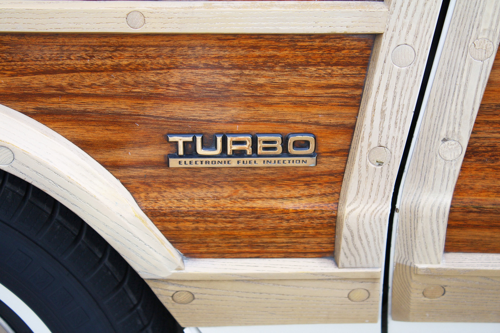 11-1984-86-Chrysler-LeBaron-Town-Country-Turbo-badge.jpg